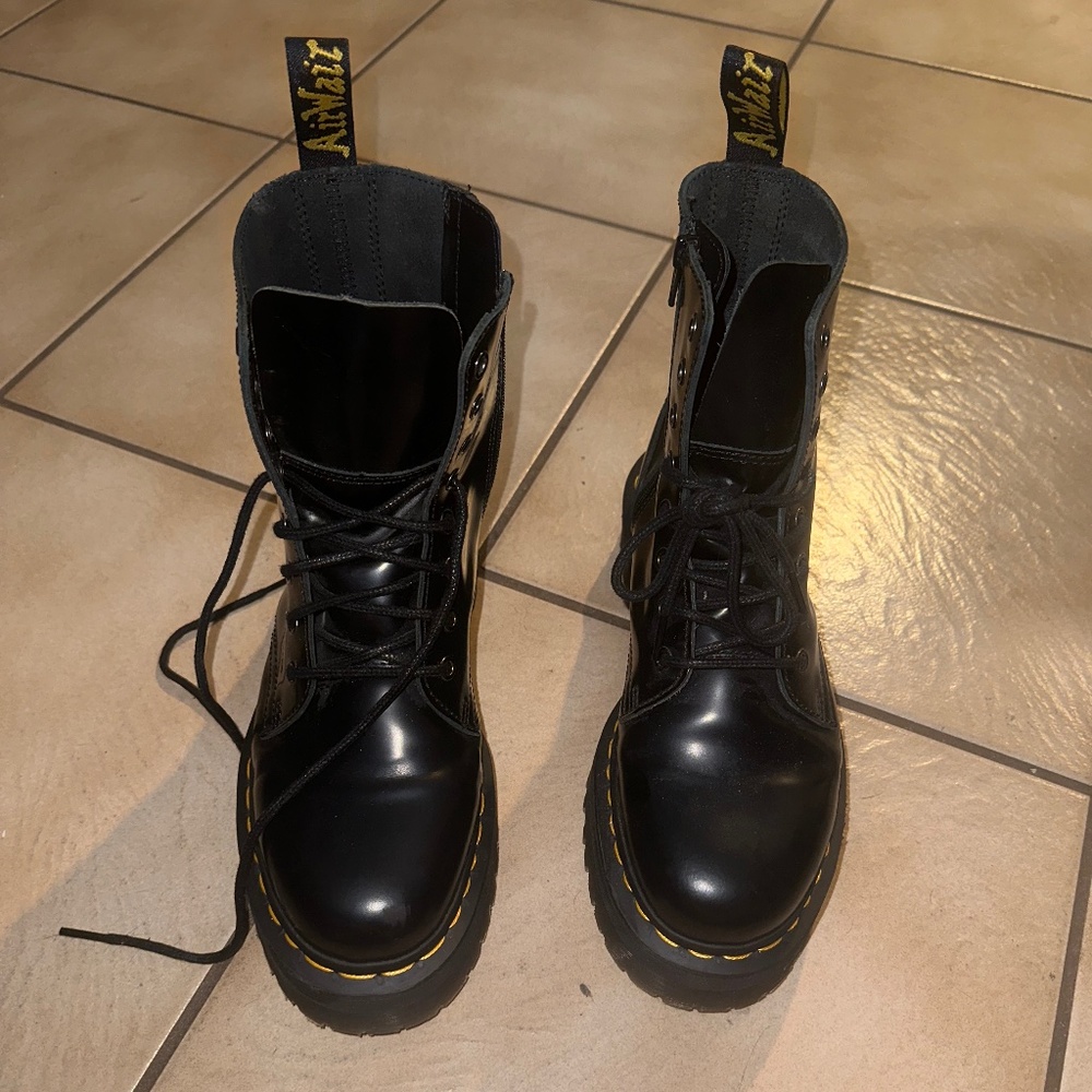 Dr. Marten Jadon Boot Size 9